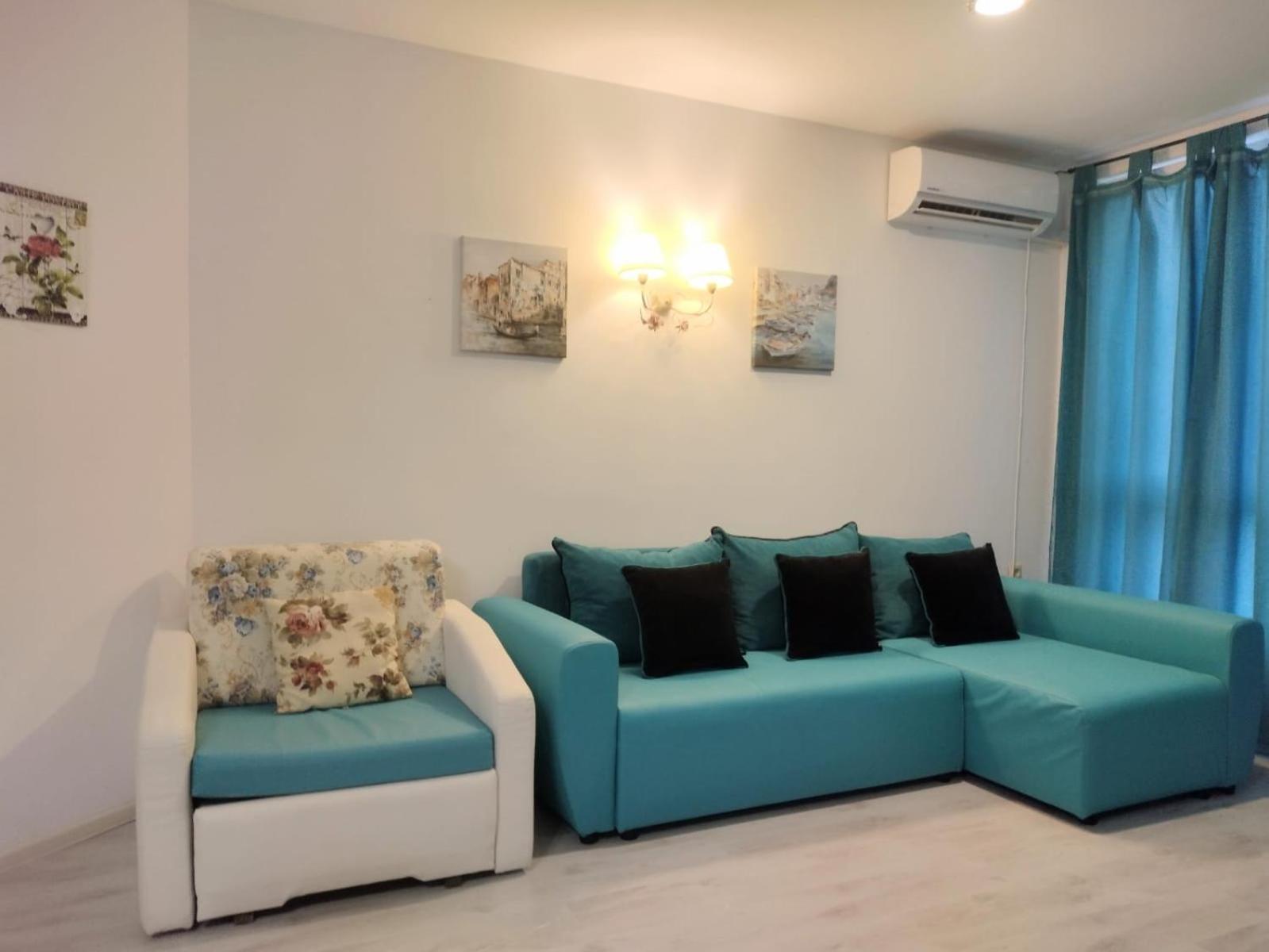 Private Apartment With Parking And Pool 巴尔奇克 外观 照片