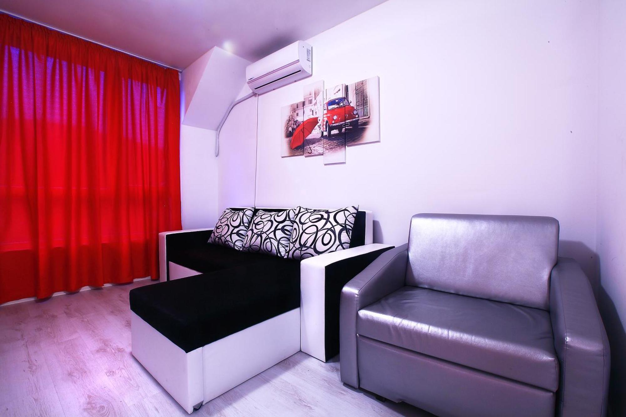 Private Apartment With Parking And Pool 巴尔奇克 外观 照片