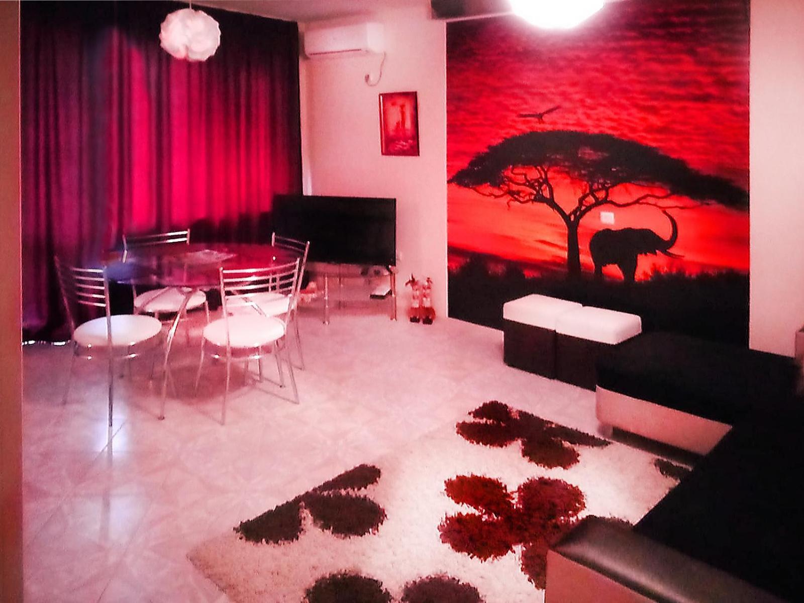 Private Apartment With Parking And Pool 巴尔奇克 外观 照片