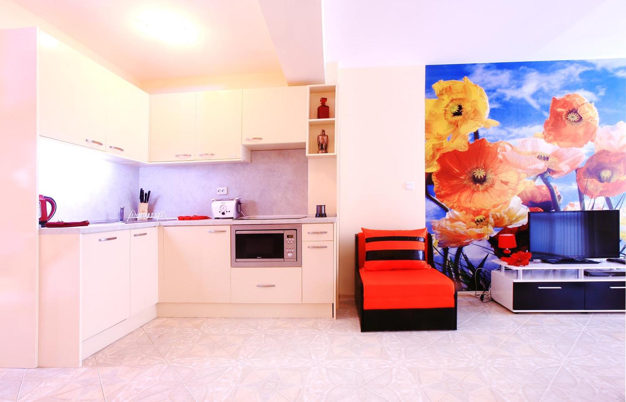 Private Apartment With Parking And Pool 巴尔奇克 外观 照片