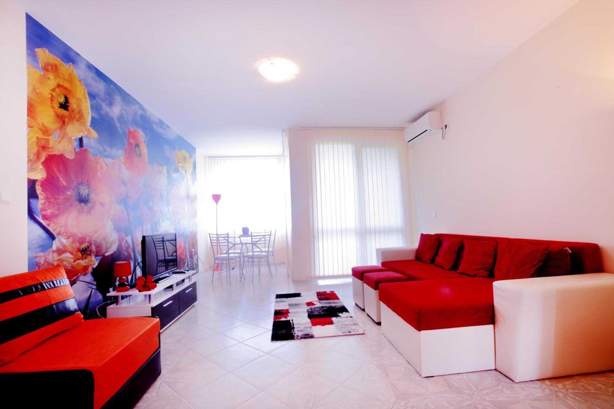 Private Apartment With Parking And Pool 巴尔奇克 外观 照片